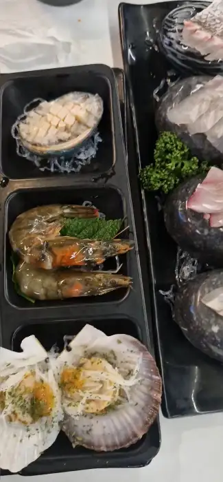 신선한 해산물 모듬