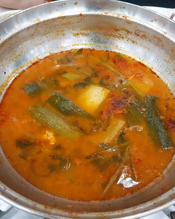 맛있게 끓여진 매운탕 속 모습