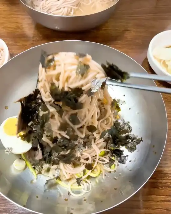 정인면옥 비빔냉면
