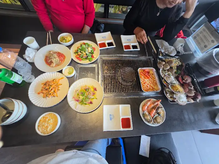 클램하우스 메디엄 세트 테이블 세팅