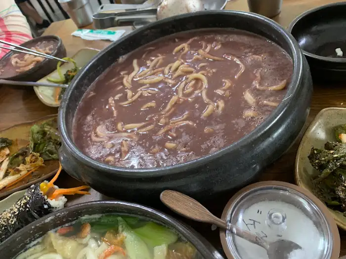 김치수제비