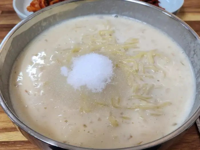 콩국수 모습
