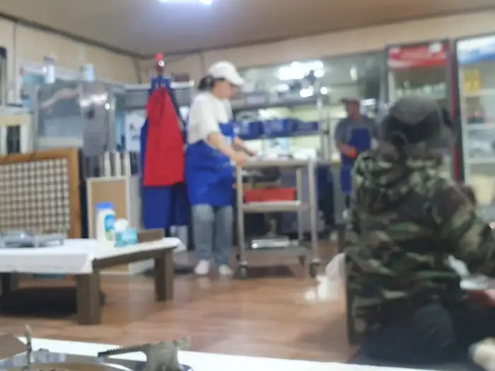 식당 내부 주방 모습