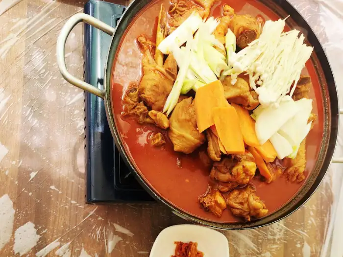 푸짐한 토종닭볶음탕 클로즈업
