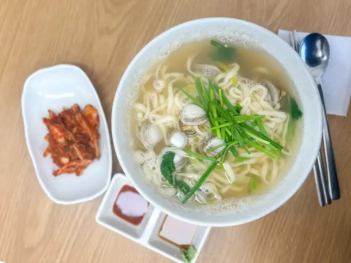동죽 칼국수 비주얼