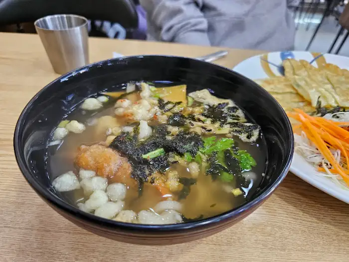 장우동의 따뜻한 우동 한 그릇